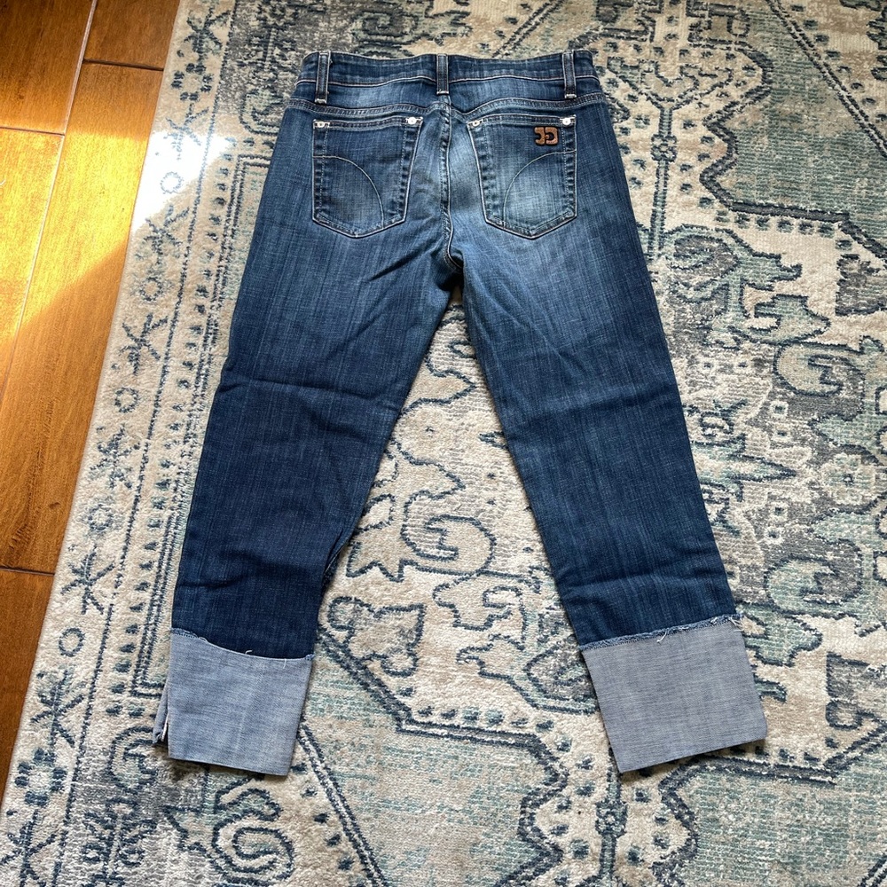 Joes jeans, size 28, cropped with full cuff. like new